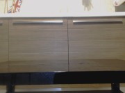 Pee on table - Screenshot 16 of 16 - HD
