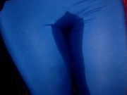 Pee in pants outdoor 16/16