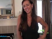 USAwives Rose Masturbating her pussy Using Toys