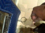 Stuck in the elevator at work. - Screenshot 16 of 16 - HD