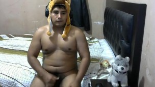 masturbacion usando gorro de perrito