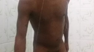 Pissing Shower 