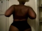 Sexy bbw jiggling to Slippery 10/16