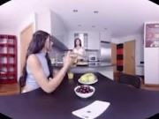 VirtualRealPorn.com - Looking for help - Screenshot 1 of 16 - 60fps