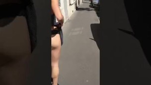 walking and flashing in the streets - sexy girlfriend leolulu