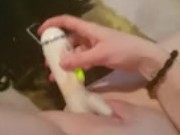 Masturbation matinale avec mon jouet