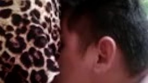 Girl squirting wild man lick her pussy