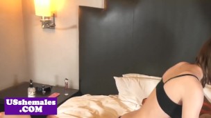 Lesbian trans amateurs spitroasting in trio