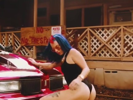 Twerk that phat ass