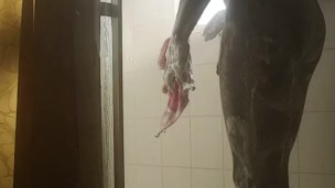 Am shower and cum 2