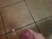 Masturbation with lot of cum in hotel