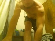 SOLO- Teasing Strip dance - Screenshot 9 of 16 - Muscles