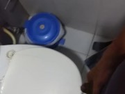 Masturbate in Toilet