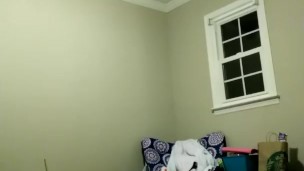 HUMPING MY BEAN BAG AND BF'S COAT!!!!WATCH ME!!!