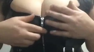 Bouncing Boobs