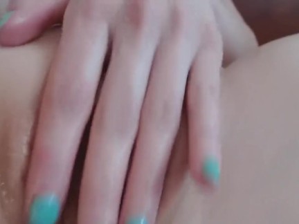 Selfshot amateur girl with glasses masturbate and dirty talk