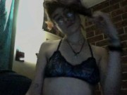 Smoking Babe - Screenshot 4 of 16 - Kink