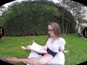 VirtualRealPorn.com - Nerd girl - Screenshot 5 of 16 - 360 Degree