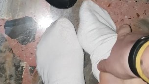 4k shoes and socks take off.