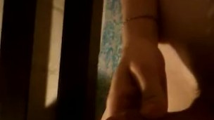 I cum with toy
