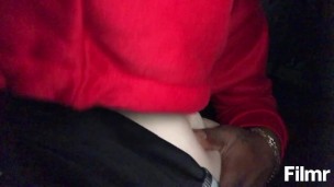 Boyfriend Eats Girlfriend Out and Makes Her Cum