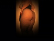 Big tit and booty blonde showing off curves in striptease 14/16