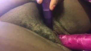 Black girl plays with fat pussy