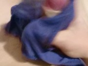 Cumming in my girlfriend used panties