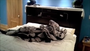 Mouthmorph humps his skeleton toy