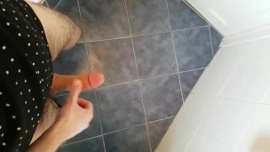Hands free huge cum