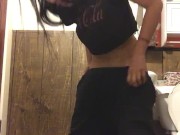Pee pants - Screenshot 11 of 16 - HD