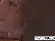 Taylor's Sexy In Pink - Screenshot 5 of 16 - Thick