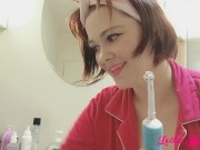 Brushing My Retainer - Screenshot 4 of 16 - Braces