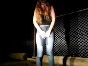 Teen Girl Quick Pee In Her Jeans 5/16