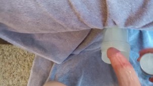 Guy fucks fleshlight and makes creampie
