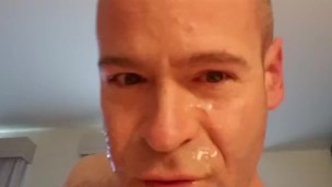 Self facial selfie