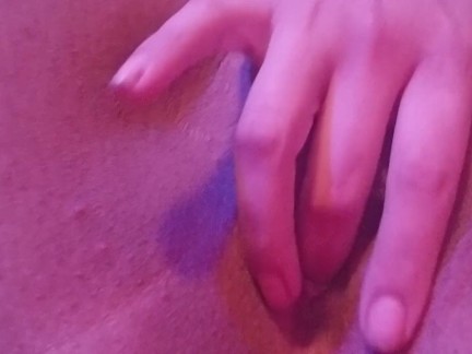 Juicy latina fucks her toy
