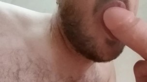 Getting familiar with my new "friend": blowjob (to be continued...)