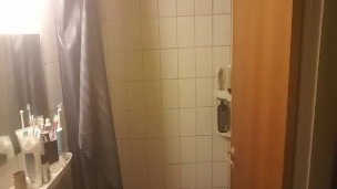QUICK DIAPER SHOWER