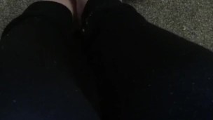 miss alice footplay with dildo and lotion