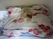 Blankets - Screenshot 4 of 16 - Peeing