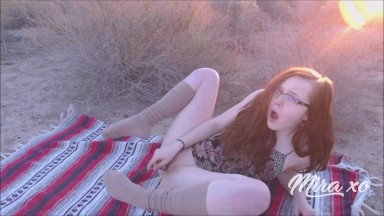 Mira_xo 18 y/o Outdoor/Desert Solo Masturbation