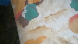 Daddy shoots his massive load :33333