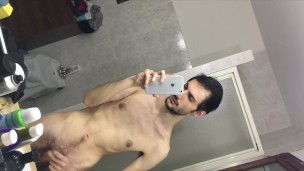 Beau Mec En Branle