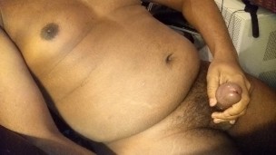 Indian jerk off to massage porn