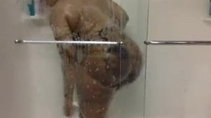 Blackwoman ebony Cherokee d ass bathroom - damn fucking sexy
