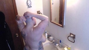 BBW Fresh Head Shave and Shower Voyeur