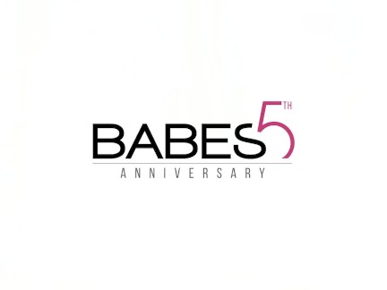 Babes - Tips of Her Fingers starring Sasha Heart and Serena Blair