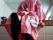 legs teasing - Screenshot 1 of 16 - HD