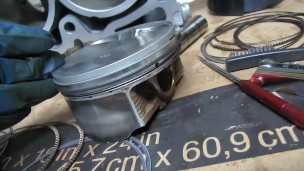 2007 Subaru Impreza Rebuild - Part 2 - Pistons Cylinders and How To Piston